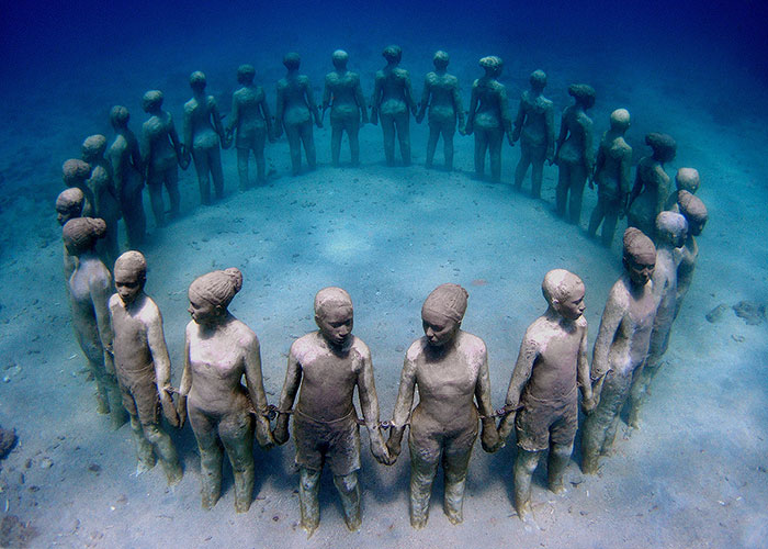 Подводный парк скульптур