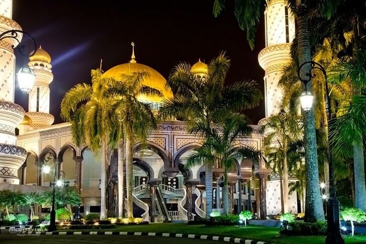 Мечеть Джеймс Аср Хассанала Болкиаха
